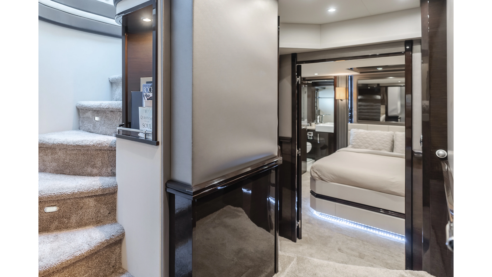 Marquis Motor Yacht FINE SEAS-ONINGS For Sale