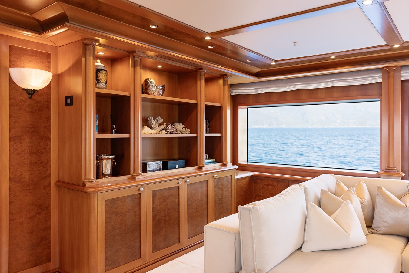 Cbi Navi Motor Yacht ELENI For Sale