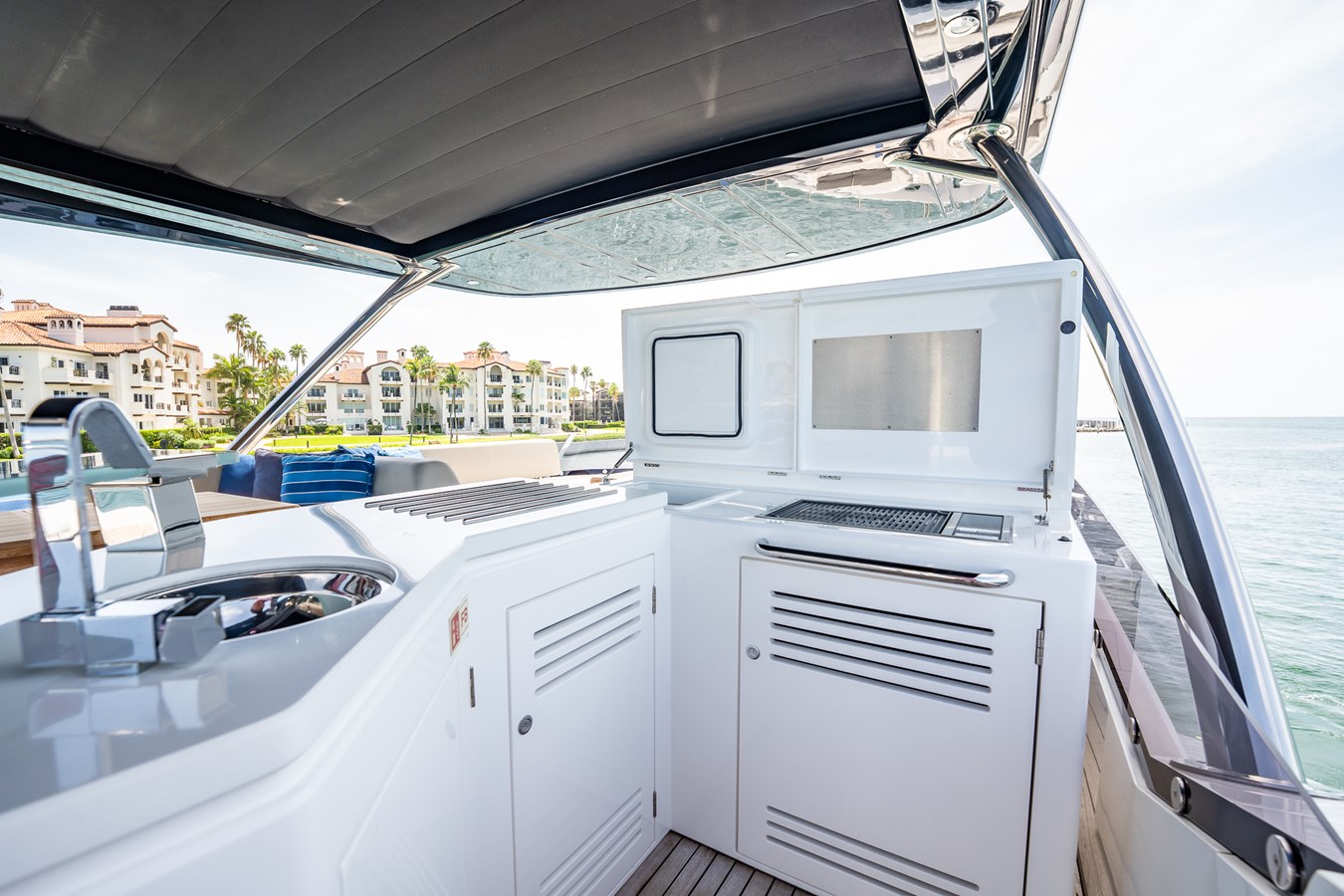 Sunseeker Motor Yacht BAZINGA For Sale