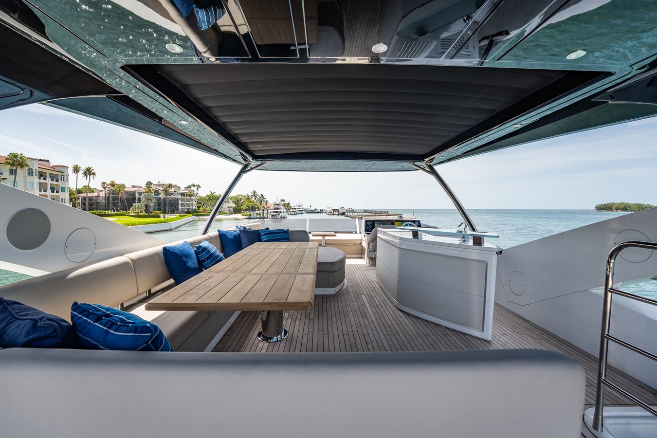 Sunseeker Motor Yacht BAZINGA For Sale