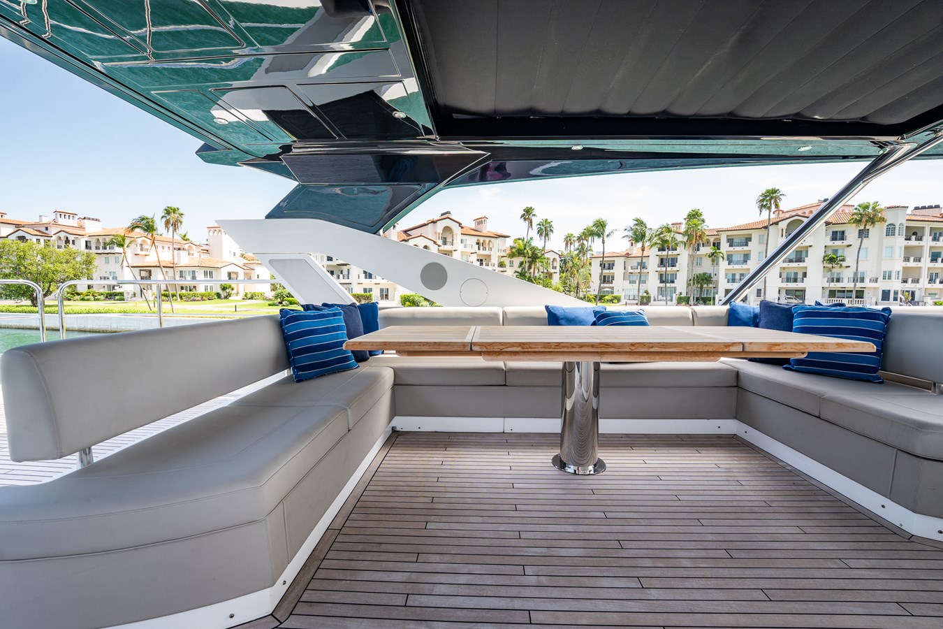 Sunseeker Motor Yacht BAZINGA For Sale