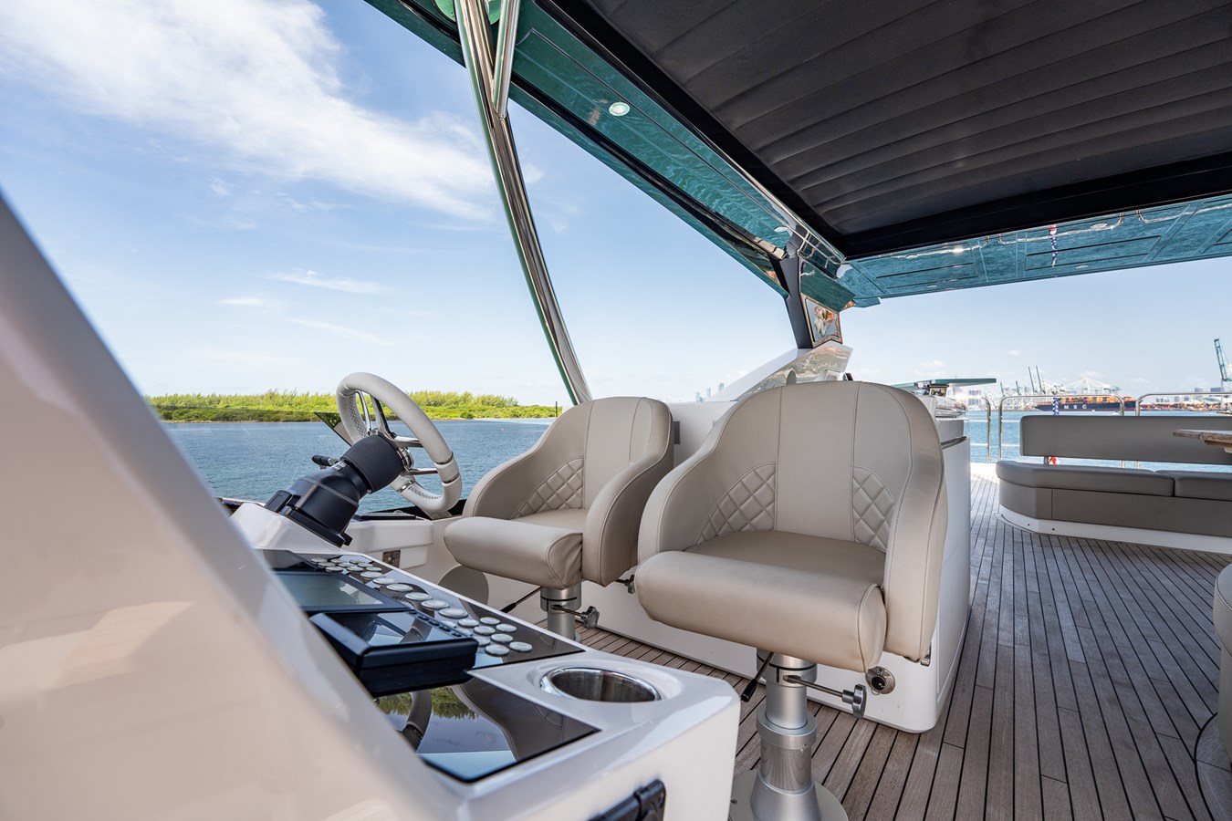 Sunseeker Motor Yacht BAZINGA For Sale