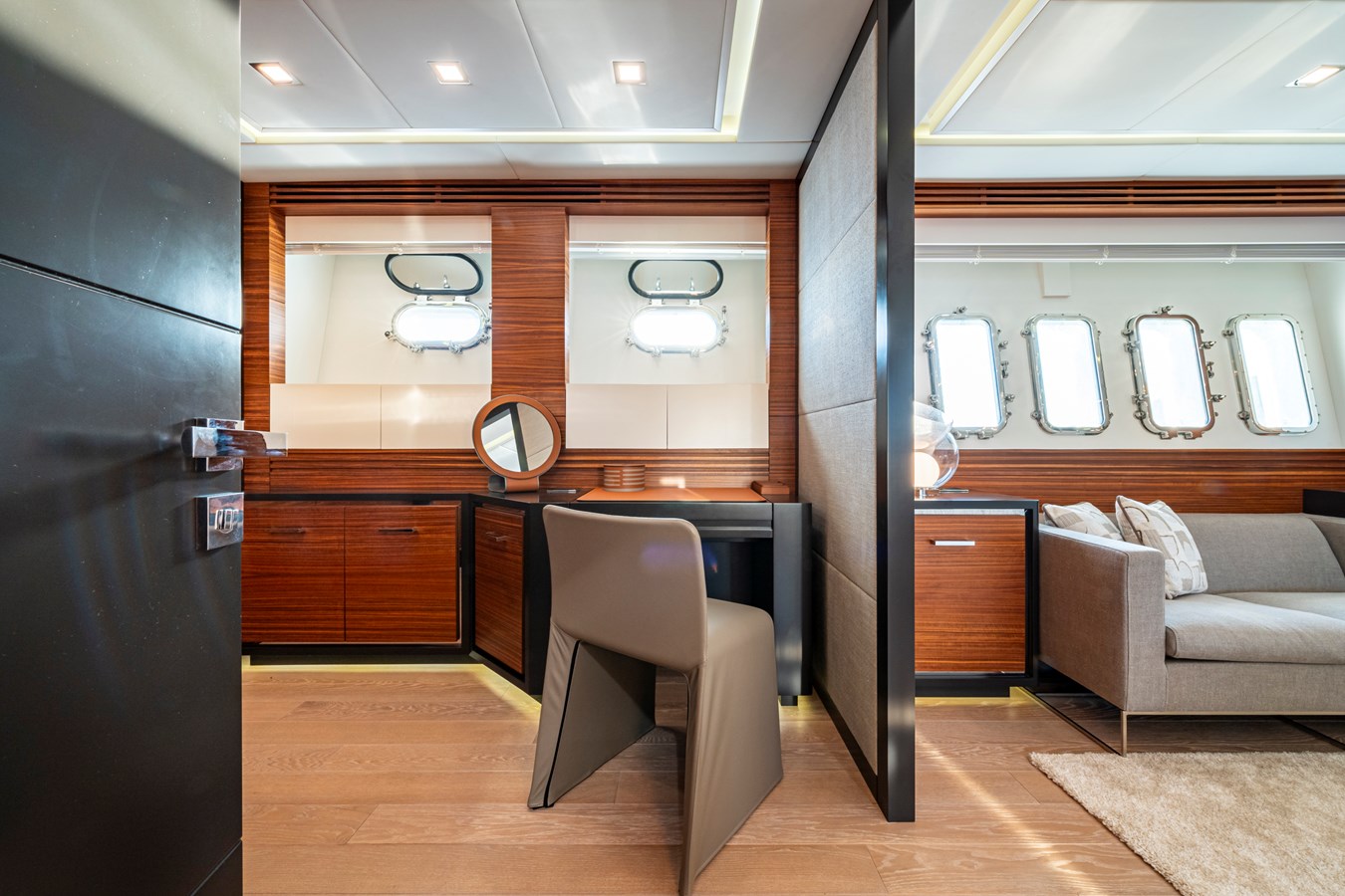 Overmarine Group Motor Yacht MELONY For Sale