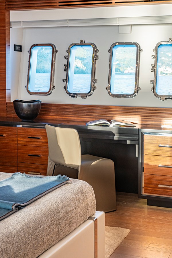 Overmarine Group Motor Yacht MELONY For Sale