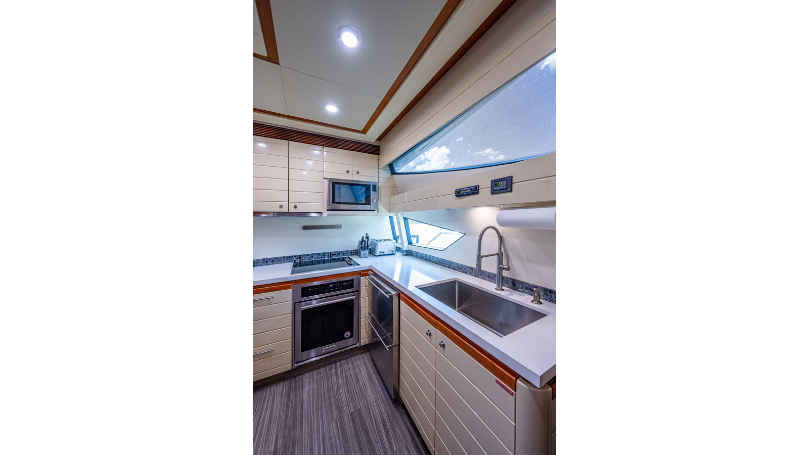 Ferretti Yachts Motor Yacht La Bella Vita For Sale