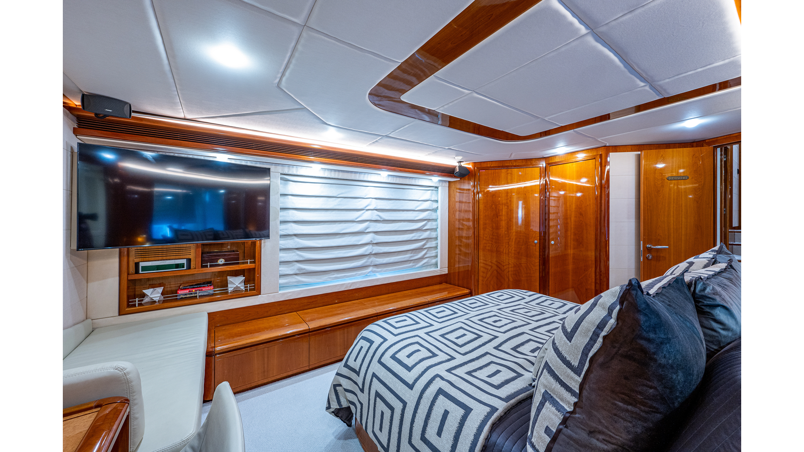 Ferretti Yachts Motor Yacht La Bella Vita For Sale