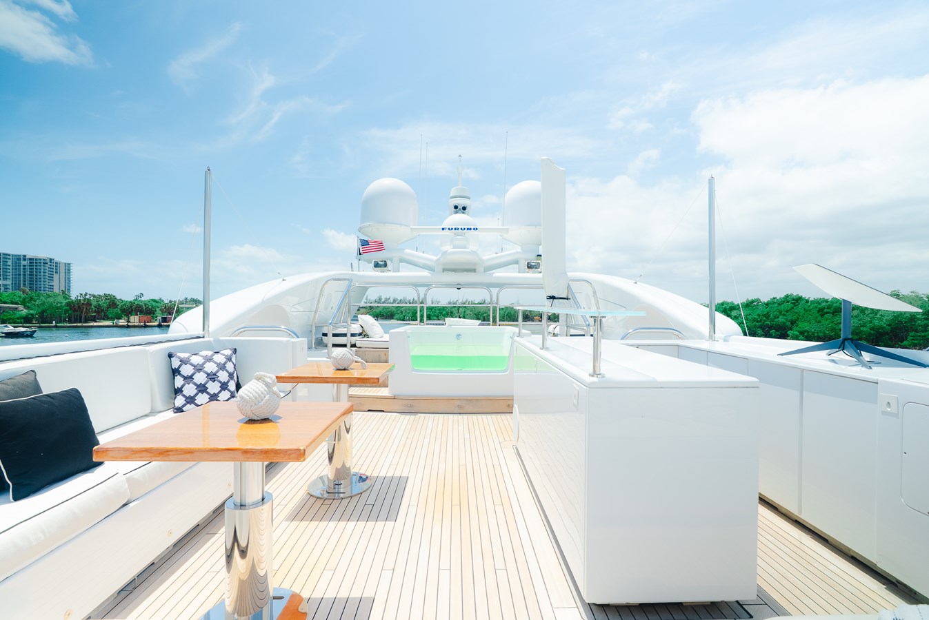 Arno Leopard Motor Yacht BET ON IT For Sale