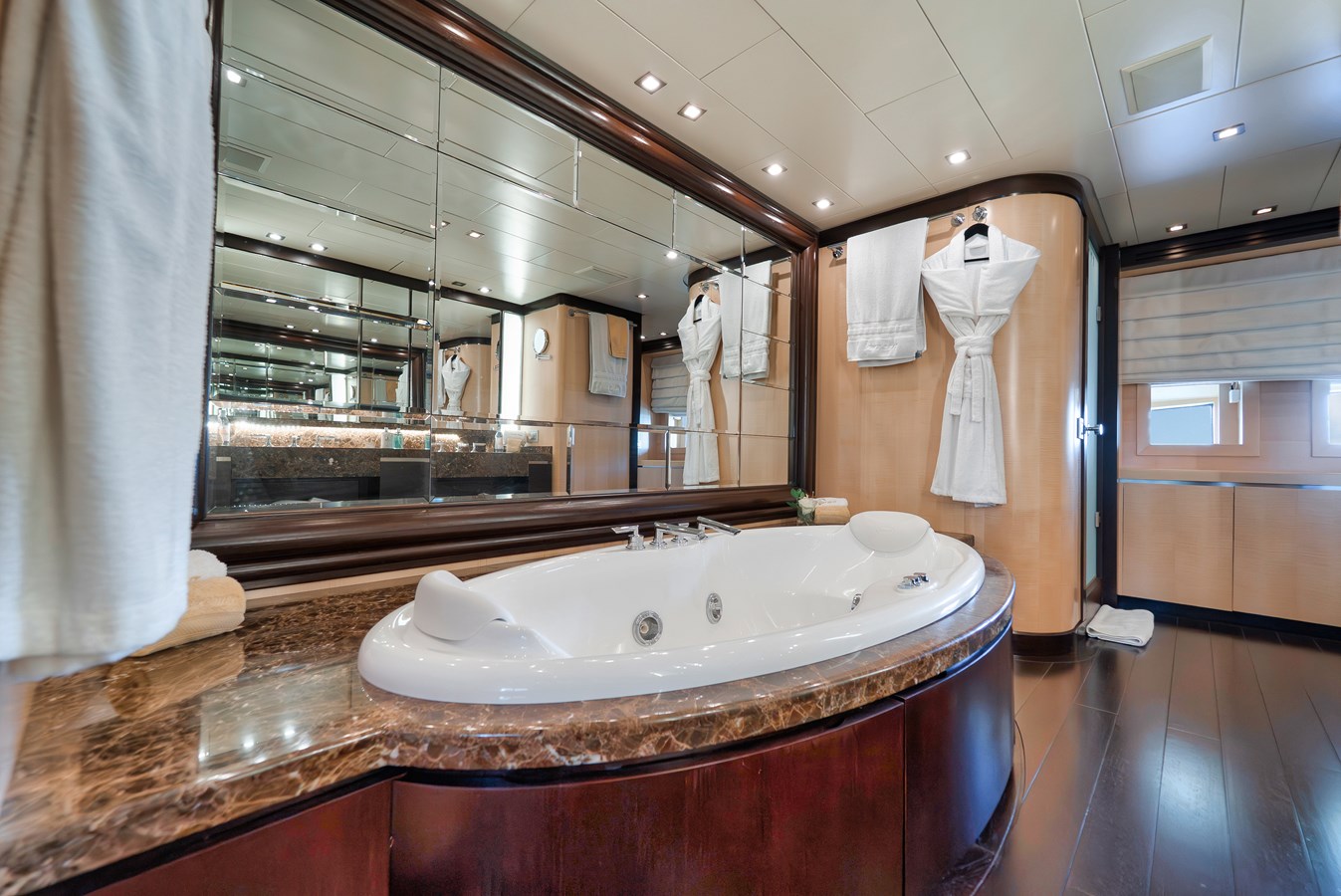 Arno Leopard Motor Yacht BET ON IT For Sale