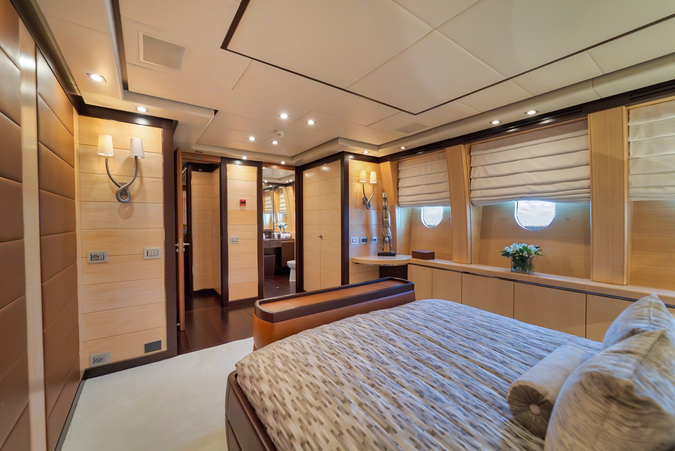 Arno Leopard Motor Yacht BET ON IT For Sale
