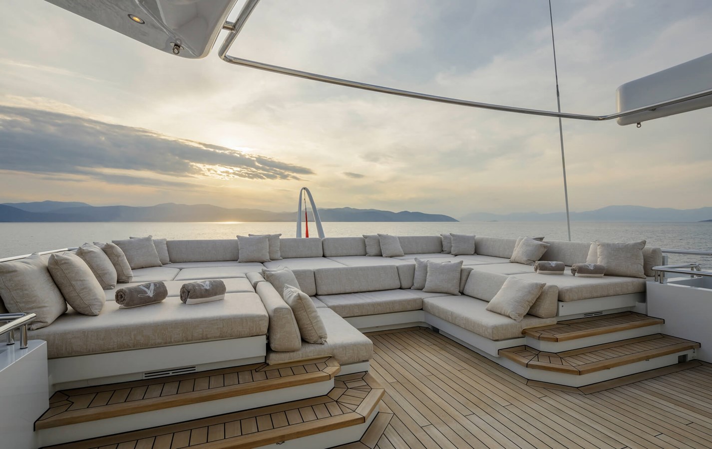 Nobiskrug Motor Yacht LADY VERA For Sale