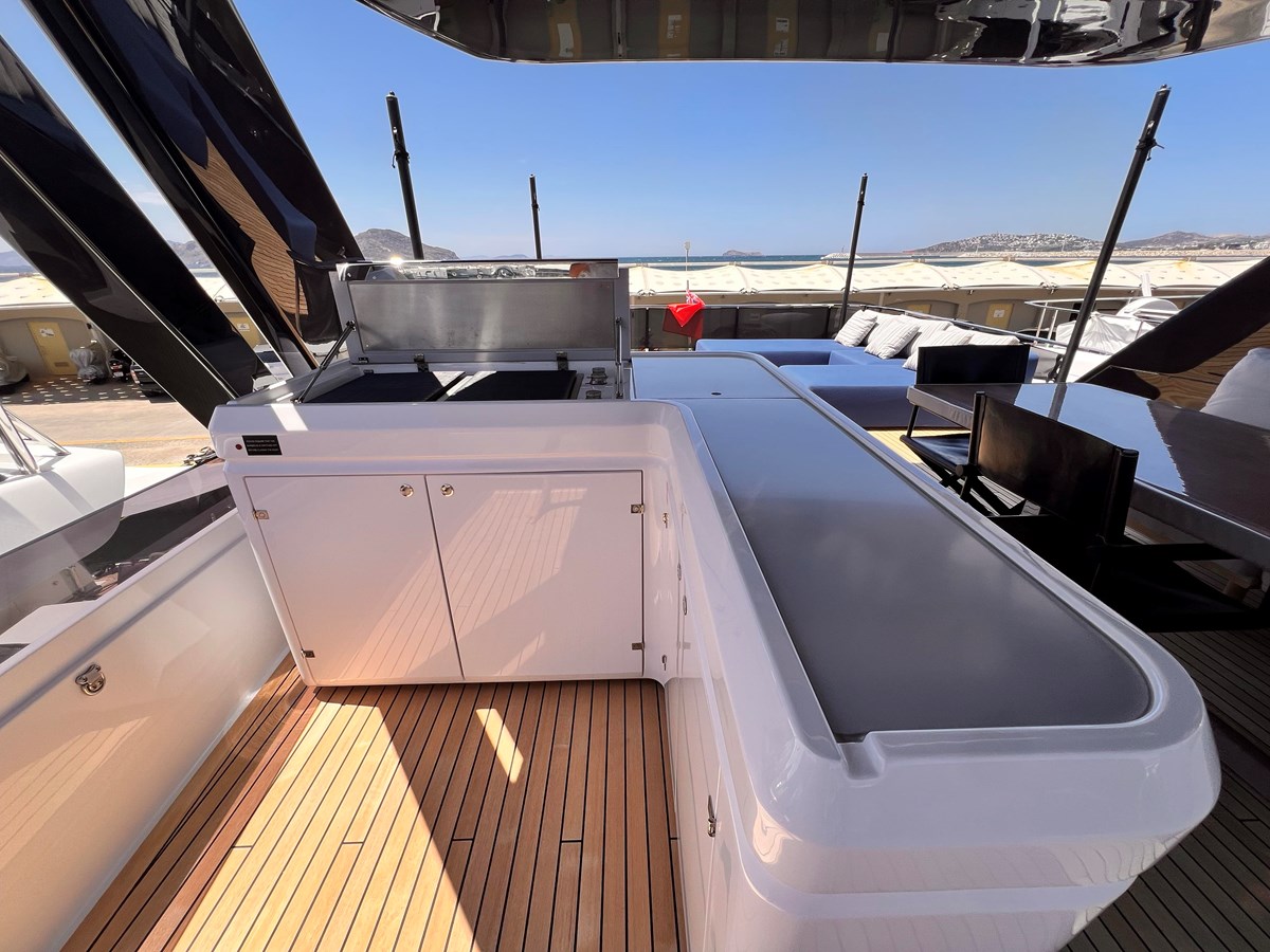 Ferretti Yachts Motor Yacht LD For Sale