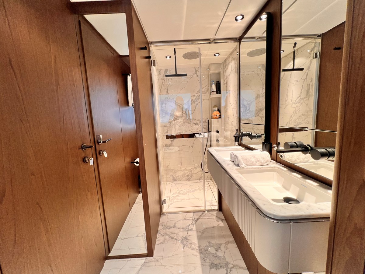 Ferretti Yachts Motor Yacht LD For Sale