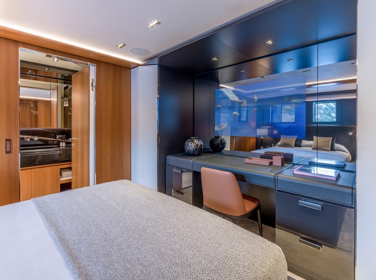 Riva Yacht Motor Yacht SAIRU For Sale