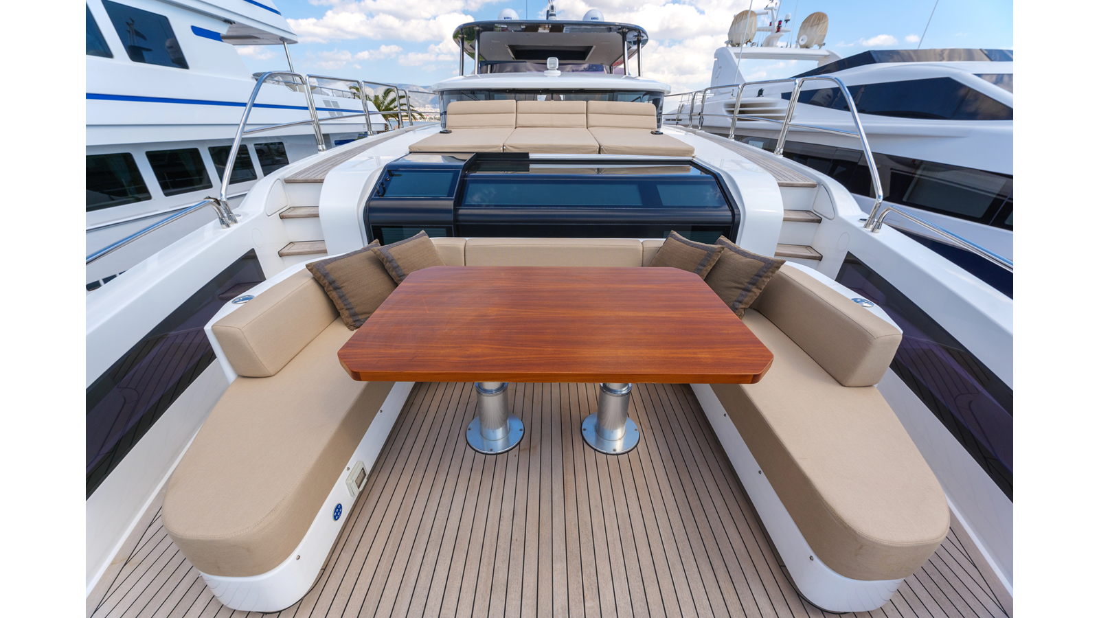 Sirena Yachts, Finland Motor Yacht HELIOPHILIA For Sale
