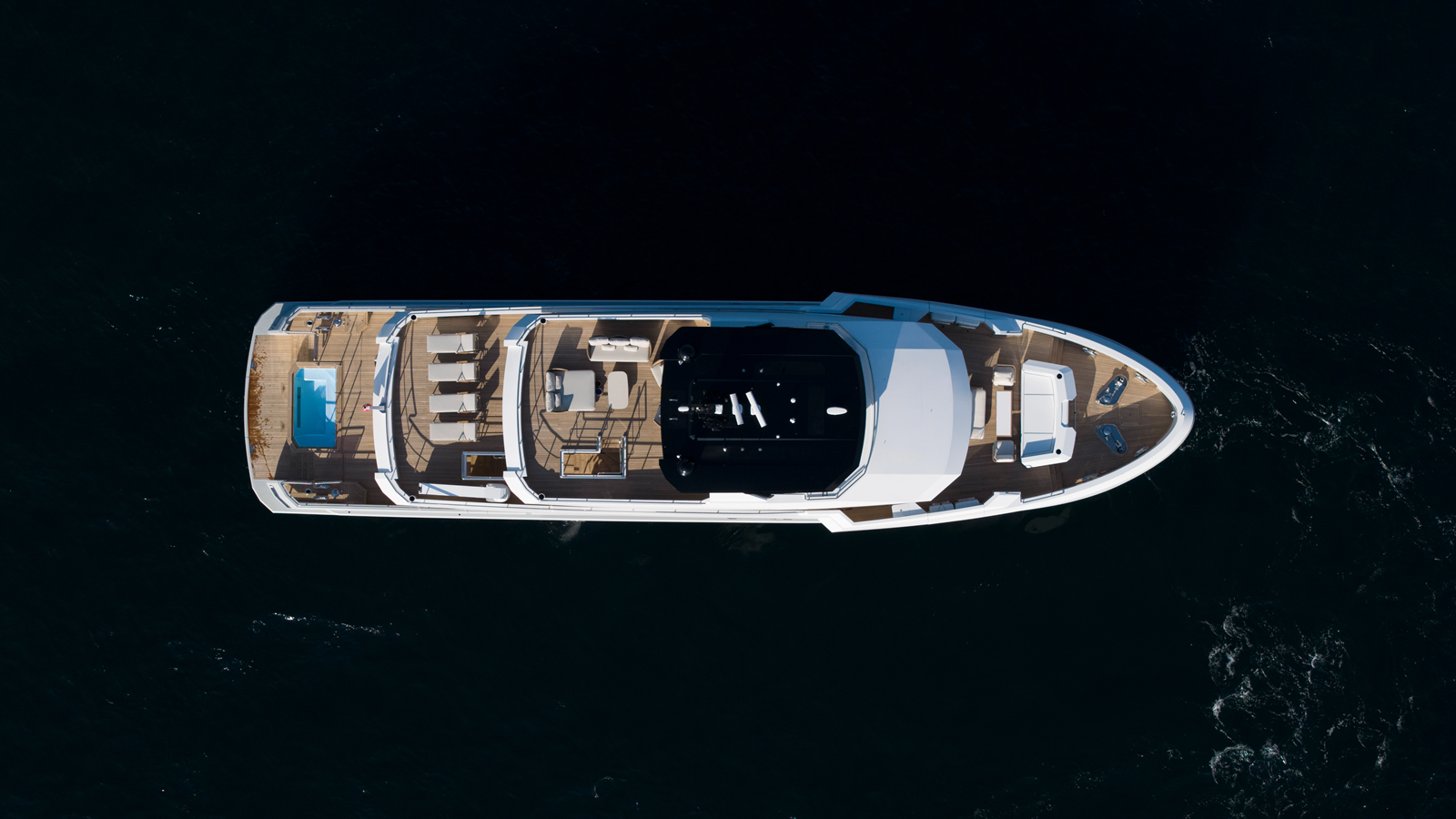 Custom Motor Yacht BEE EXPLORER For Sale