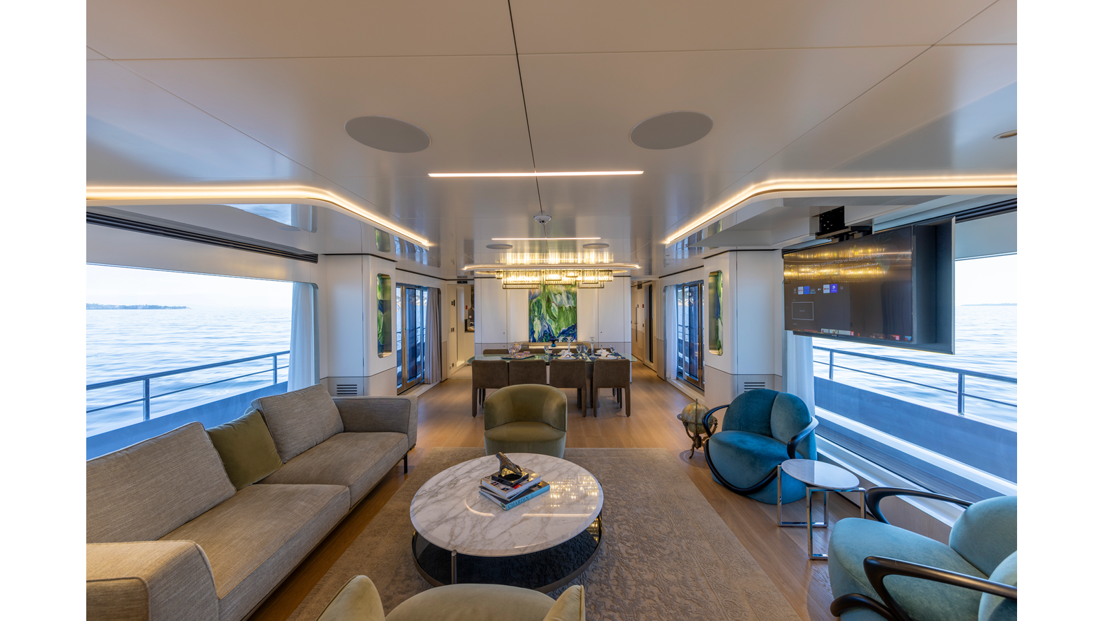 Custom Motor Yacht BEE EXPLORER For Sale