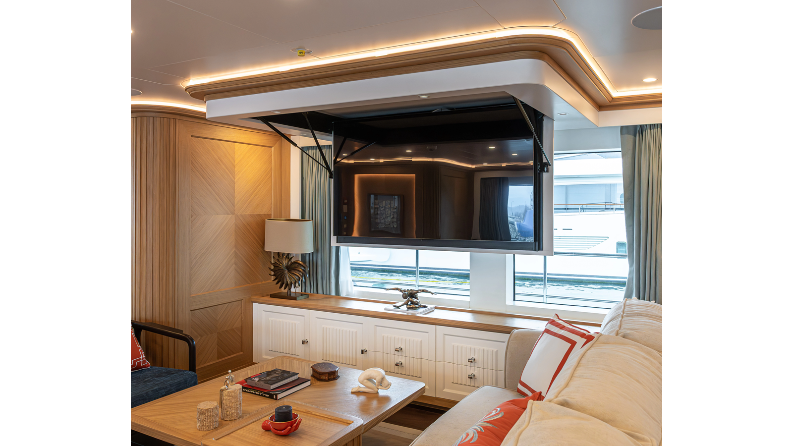 Rmk Marine Motor Yacht SEVEN SEAS For Sale