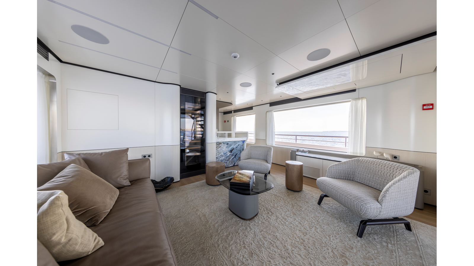Custom Motor Yacht BEE EXPLORER For Sale