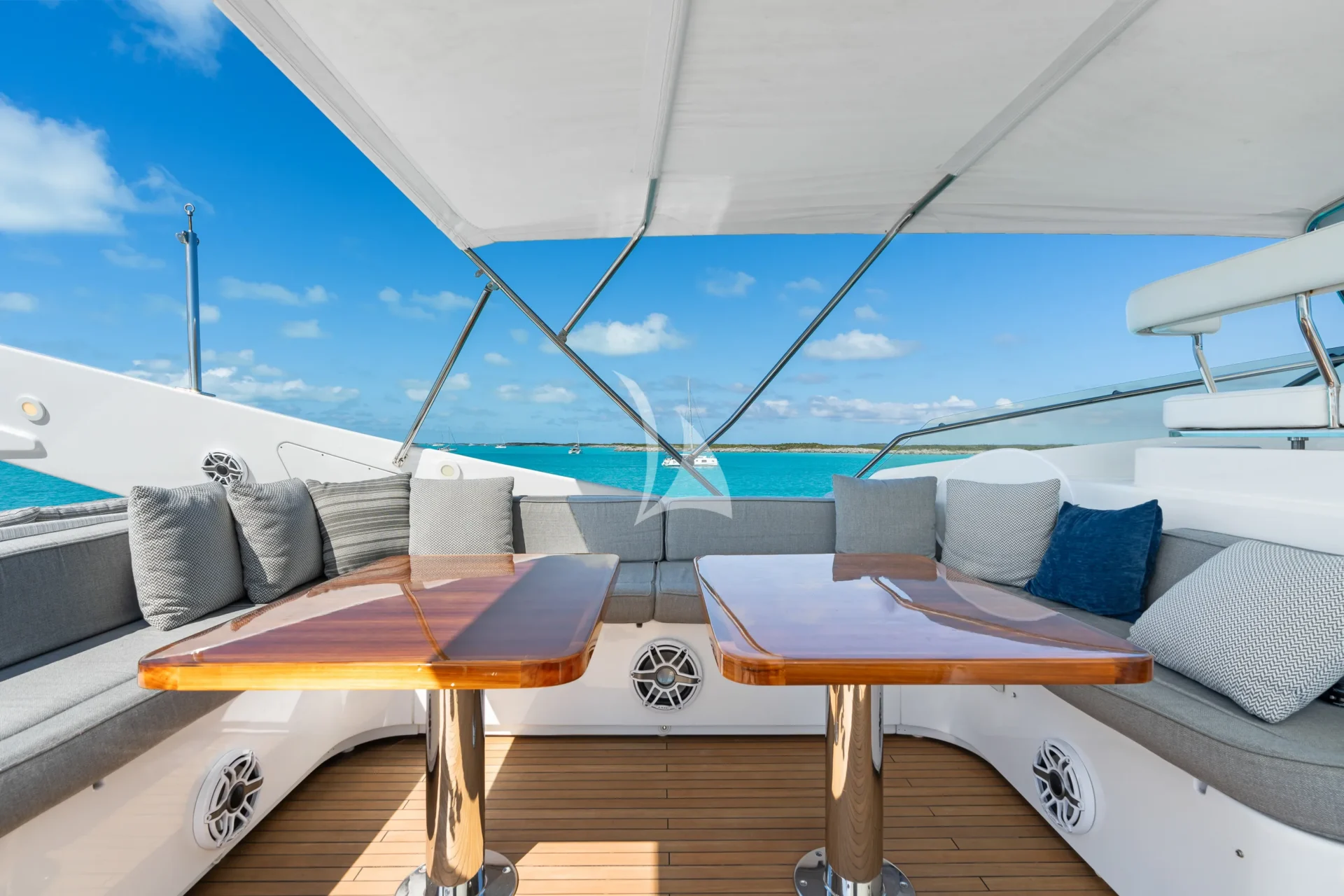 Mambo Charter Yacht