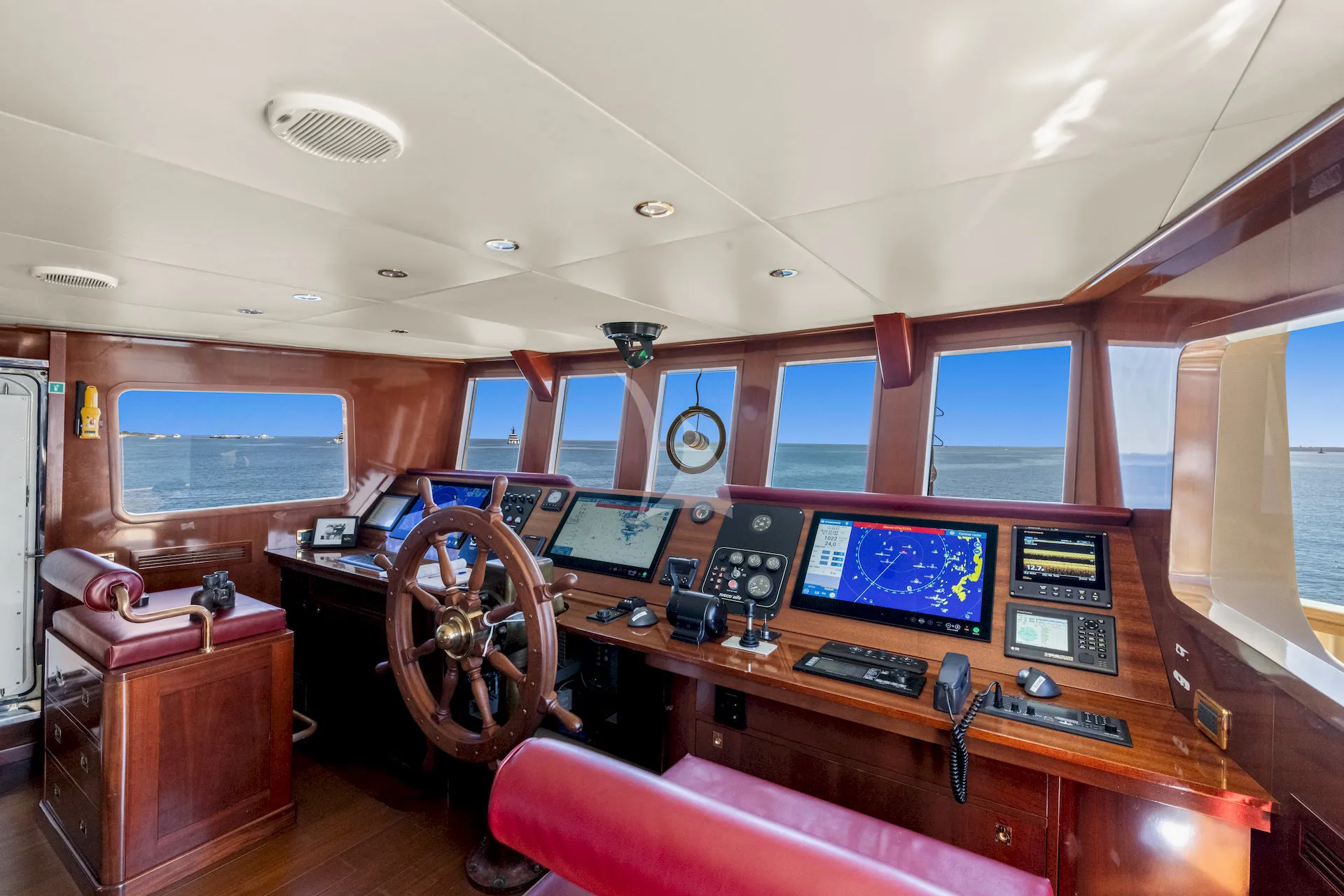 DADDY SHANE Charter Yacht