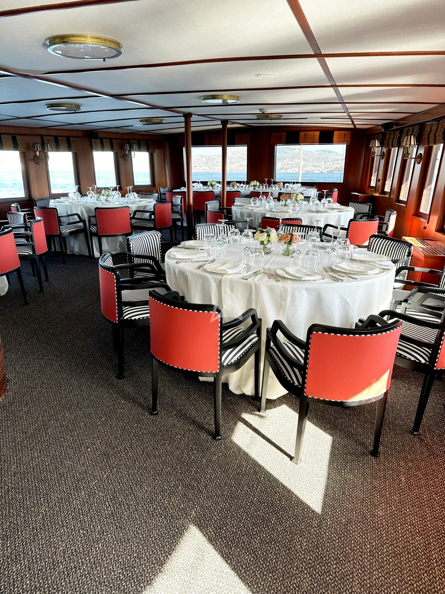 HALAS 71 Charter Yacht