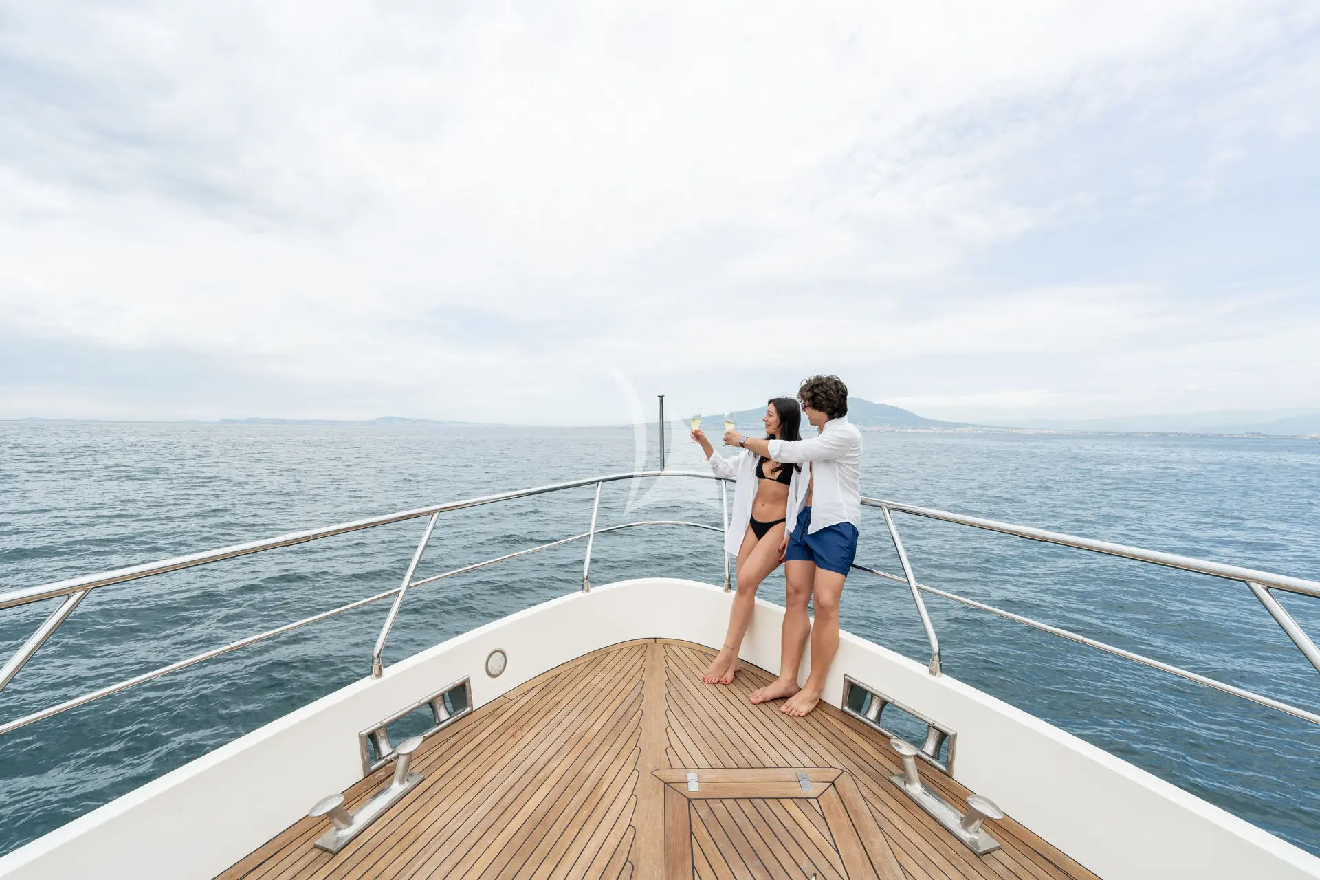 FOREVER ROSANNA Charter Yacht
