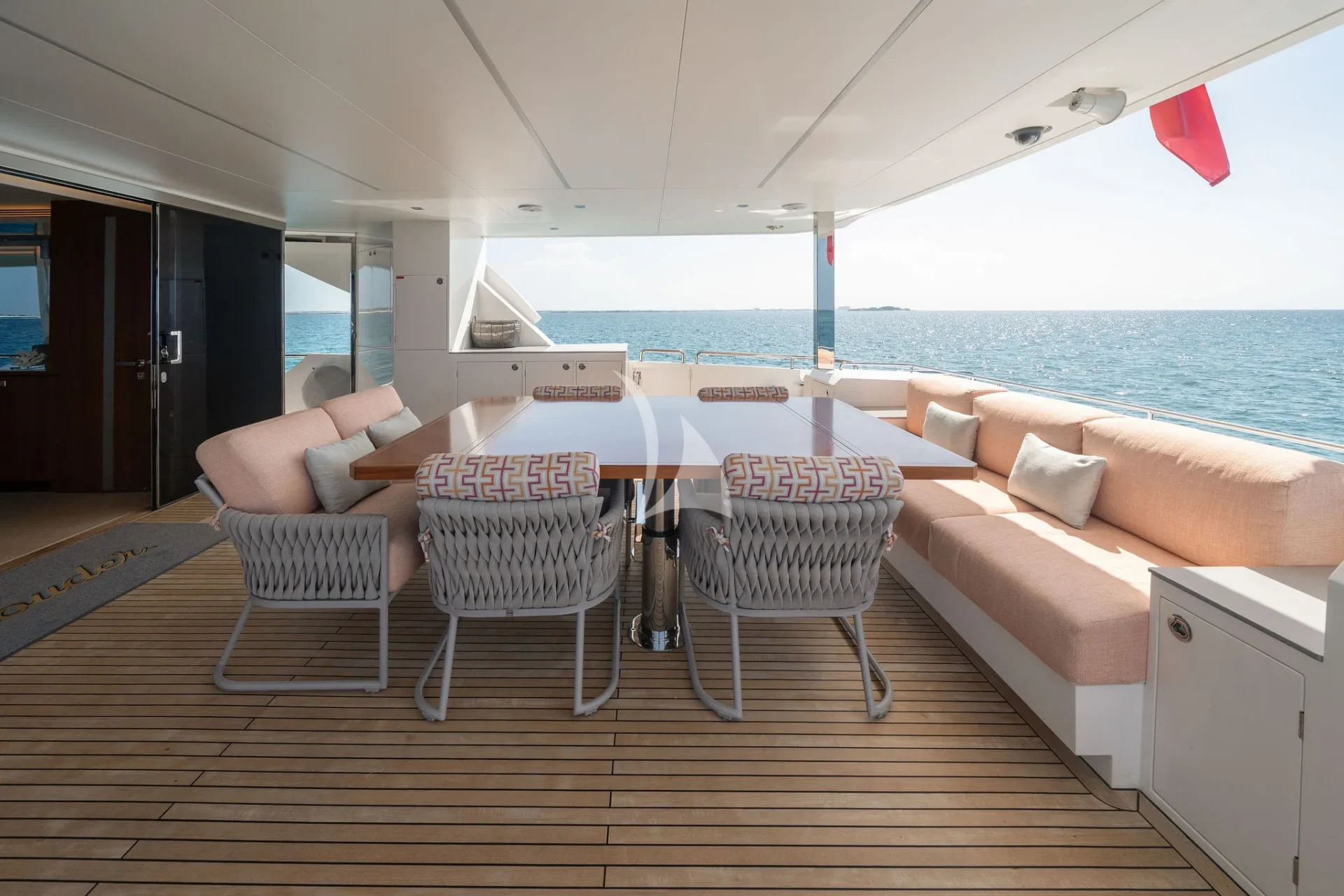 Louder Charter Yacht