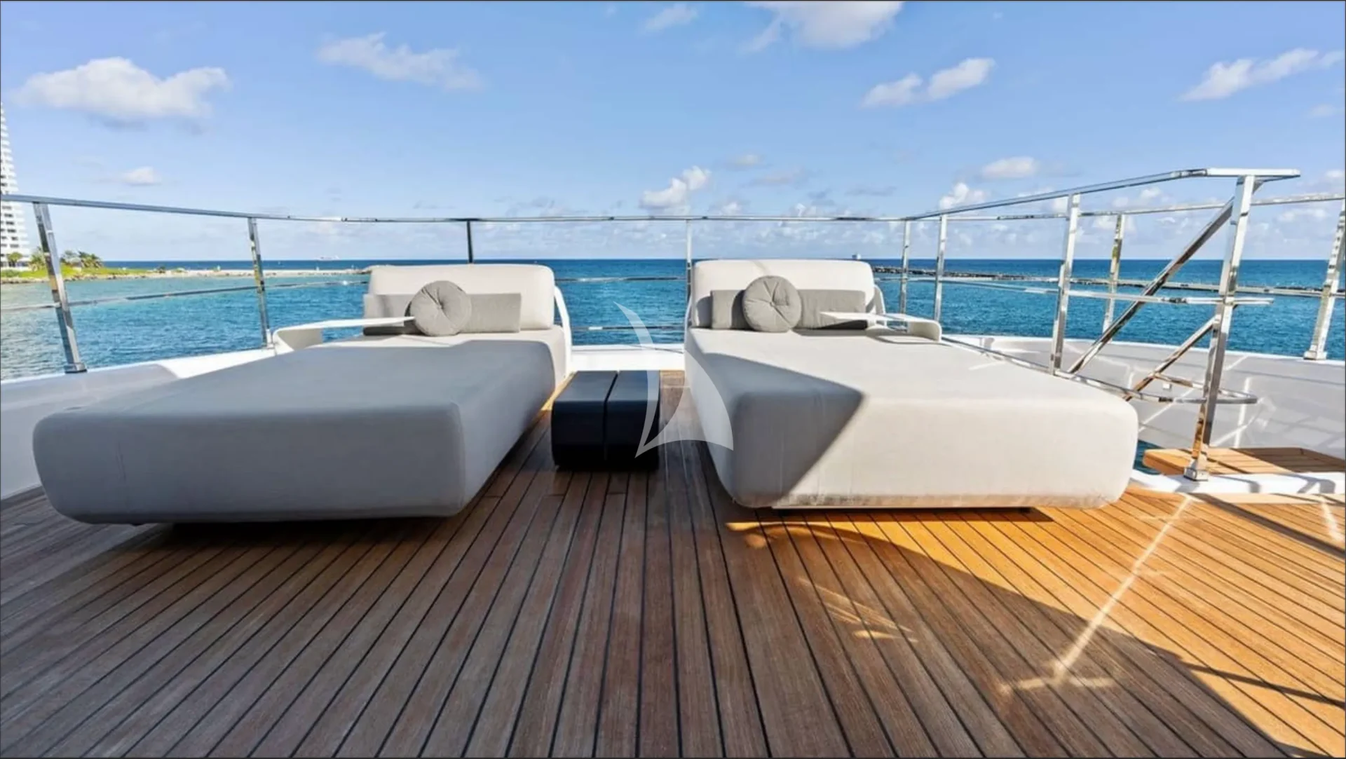 NO SURRENDER Charter Yacht