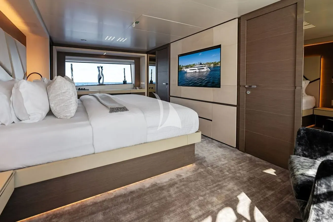 NO SURRENDER Charter Yacht