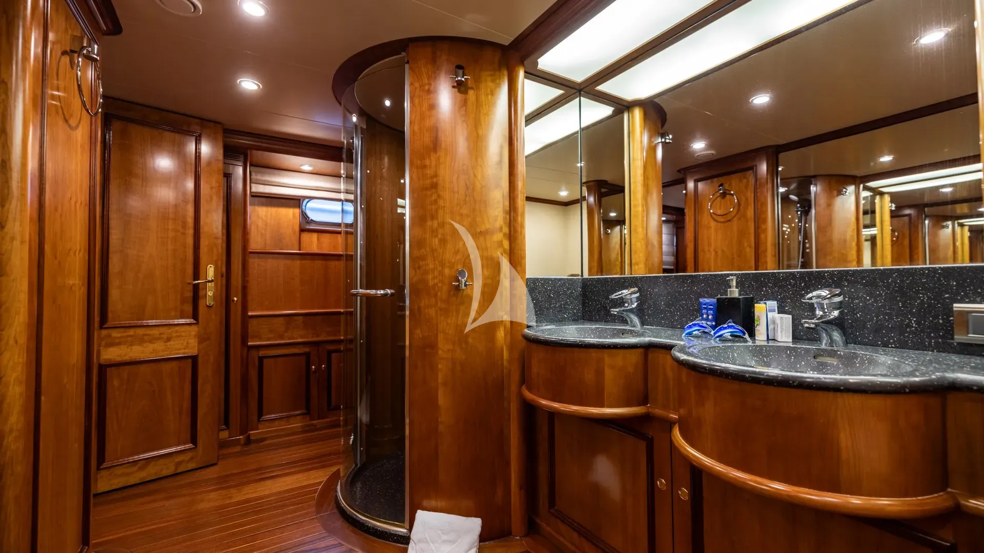 SEA BREEZE II Charter Yacht