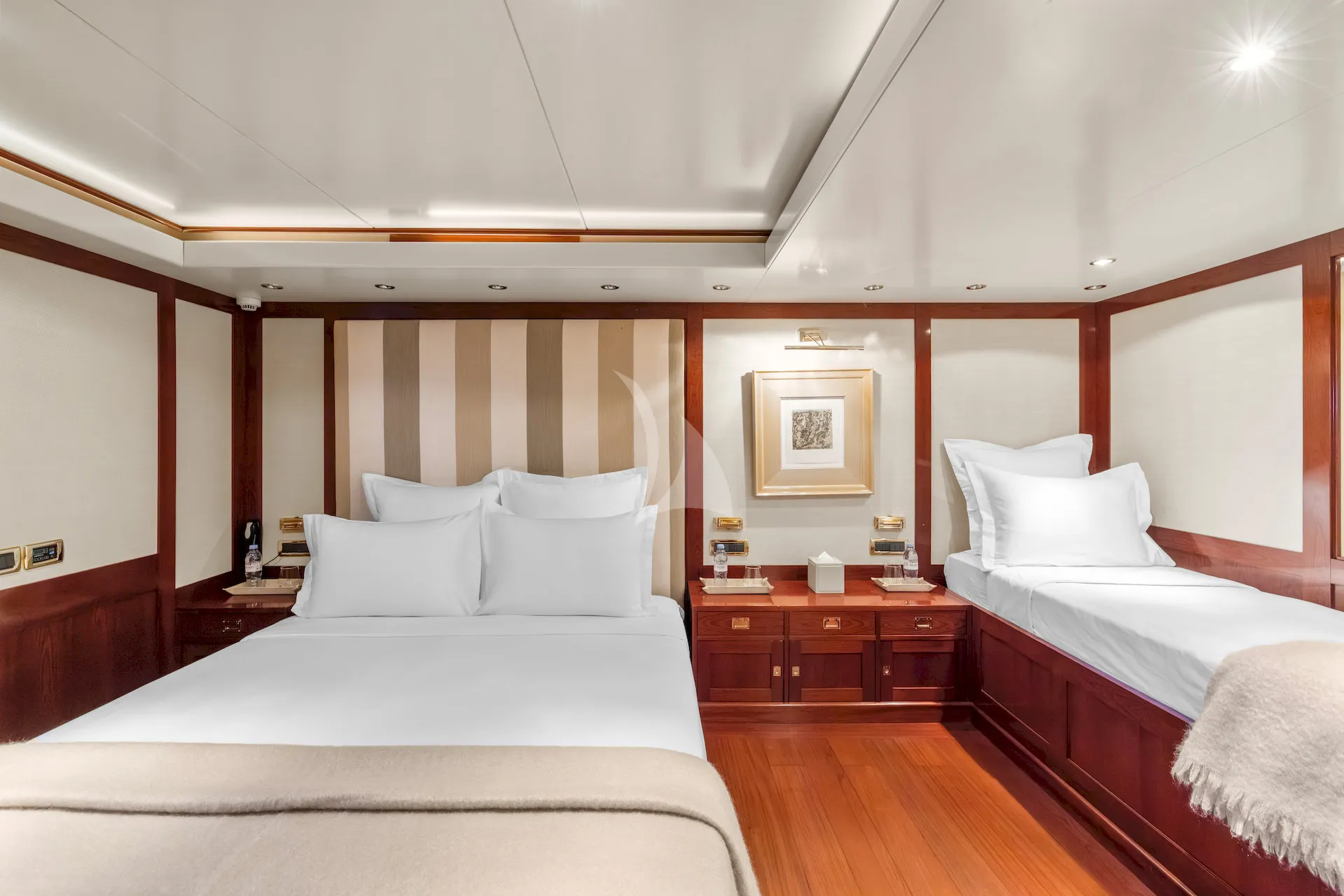 DADDY SHANE Charter Yacht