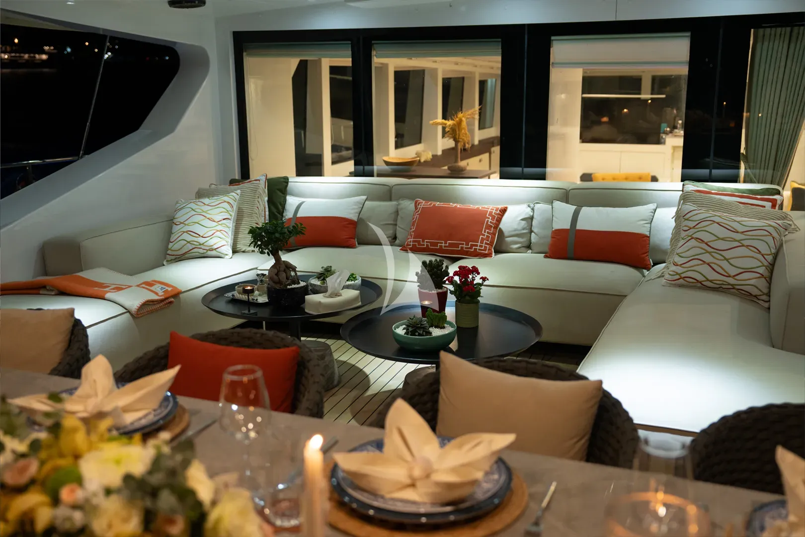 PERLA DEL MARE Charter Yacht