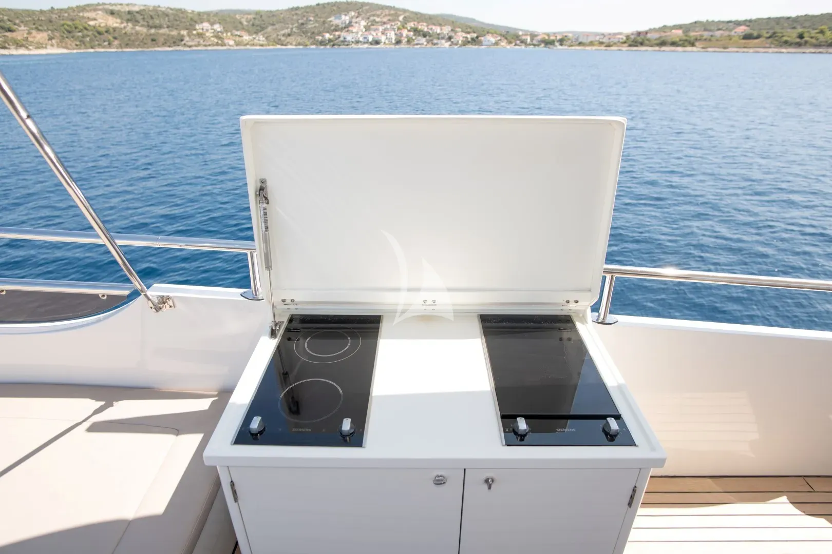 SEA BREEZE II Charter Yacht