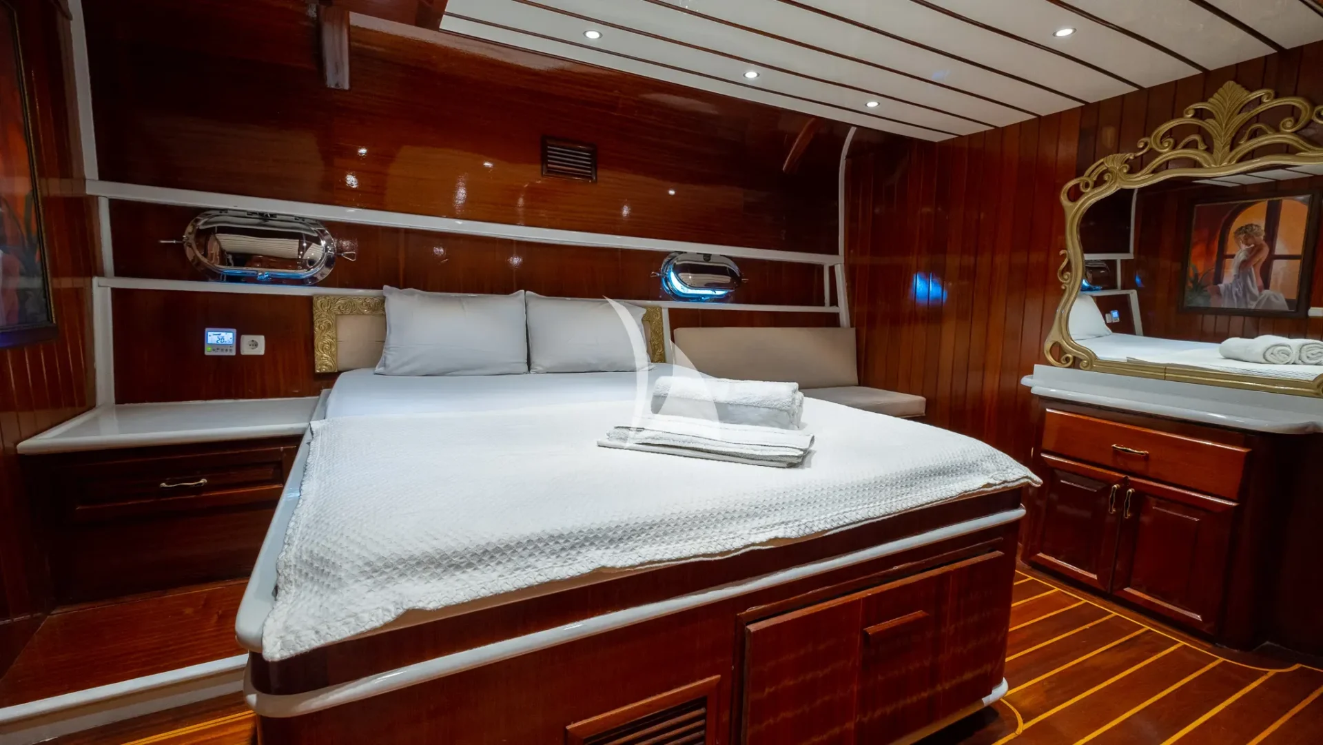 ESMA SULTAN Charter Yacht