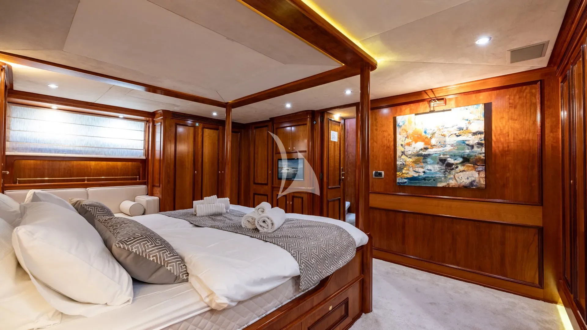 SEA BREEZE II Charter Yacht