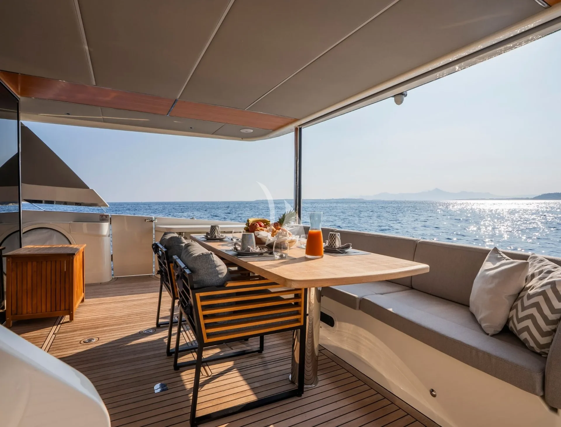FROG Charter Yacht