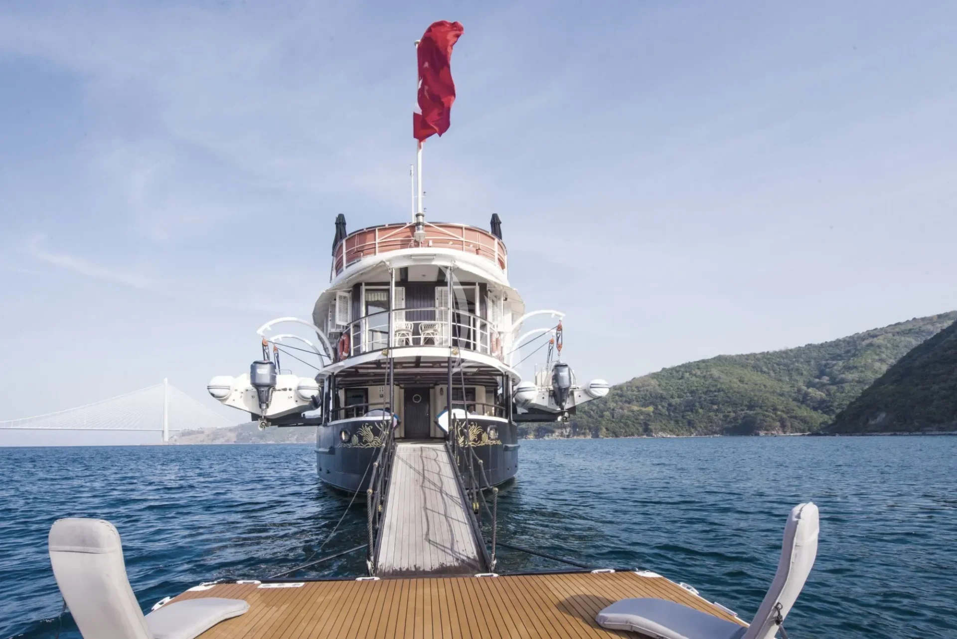 HALAS 71 Charter Yacht