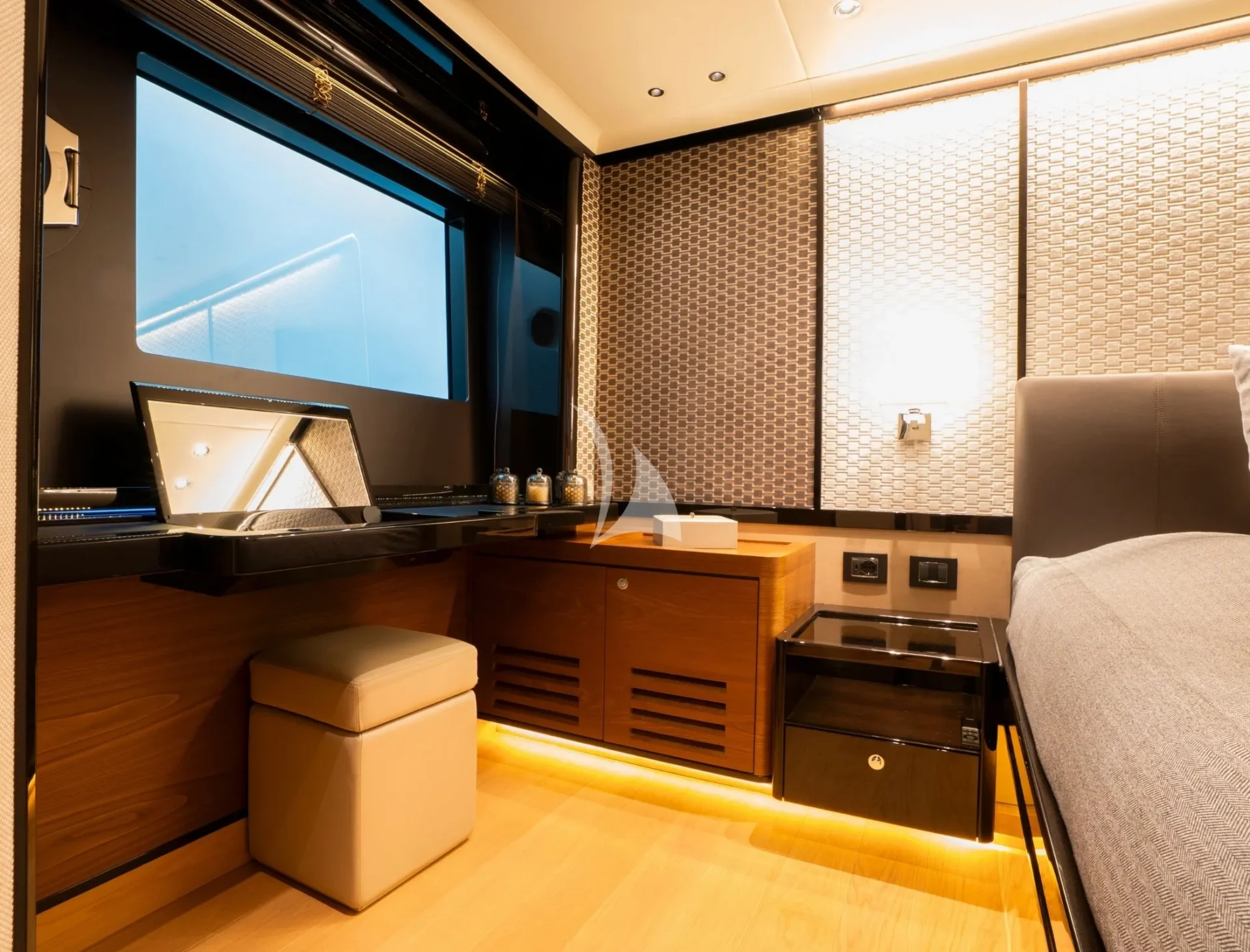 FROG Charter Yacht