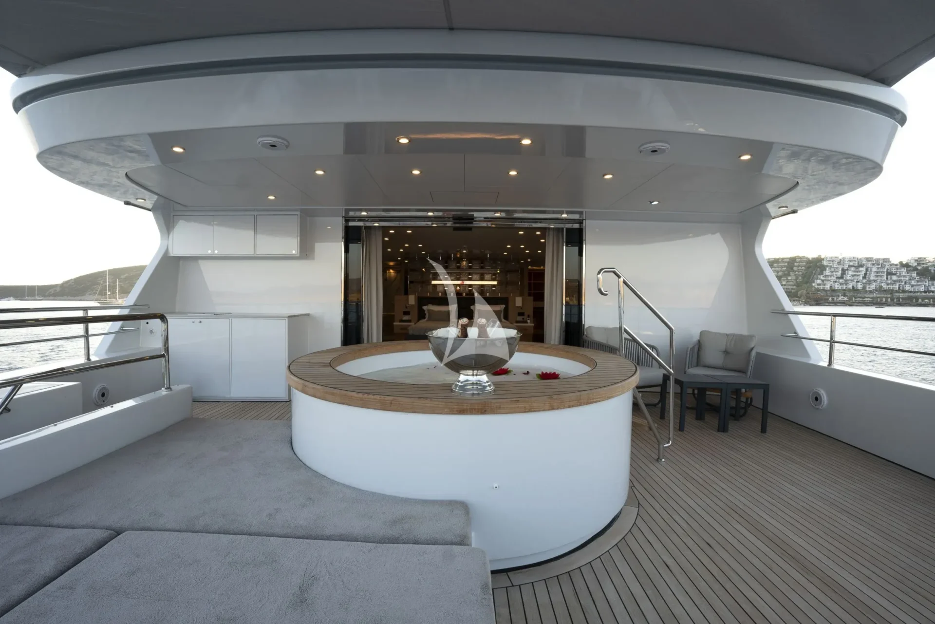 PRINCESS MELDA Charter Yacht