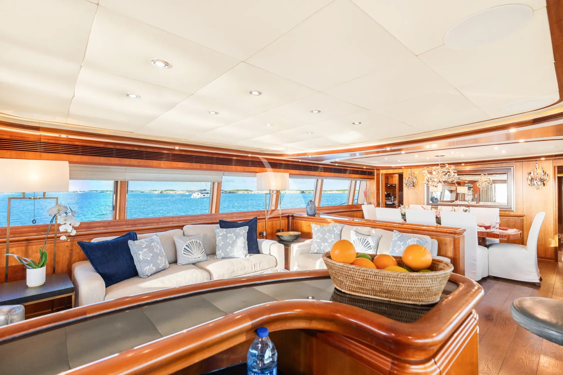 Mambo Charter Yacht