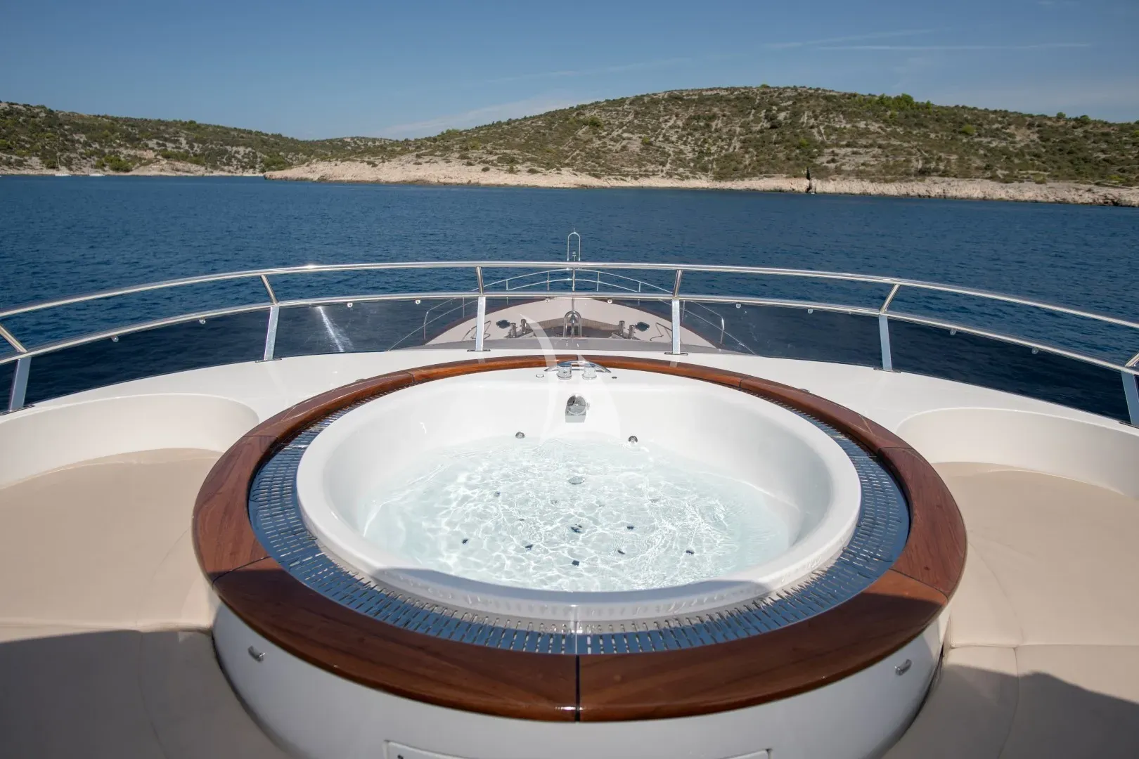 SEA BREEZE II Charter Yacht
