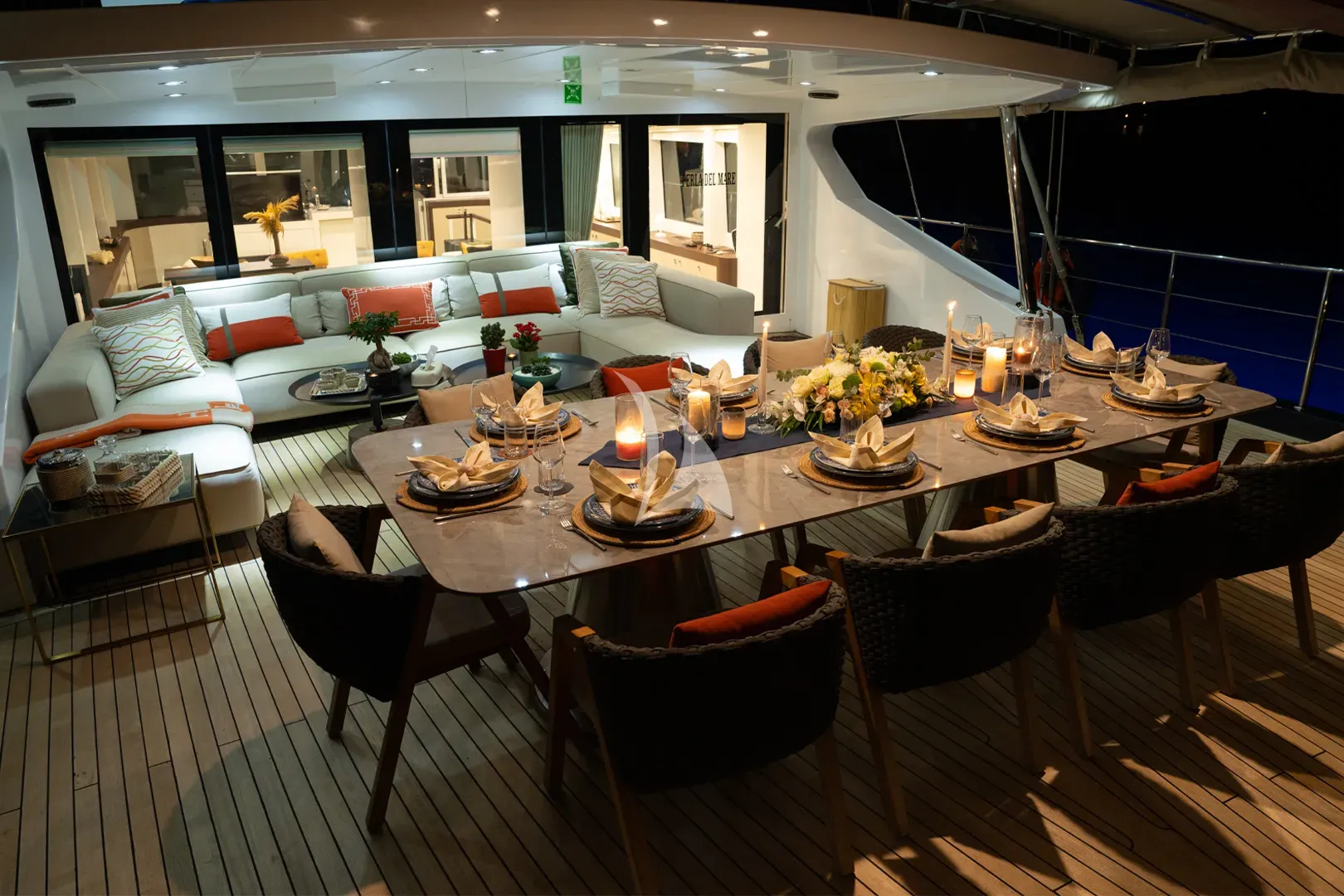 PERLA DEL MARE Charter Yacht