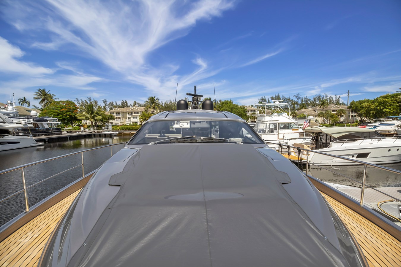 Pershing Cruising Yacht - For Sale