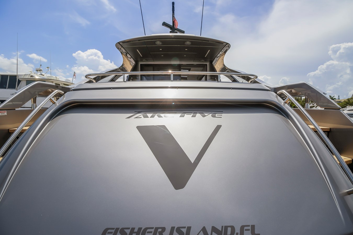 Pershing Cruising Yacht - For Sale