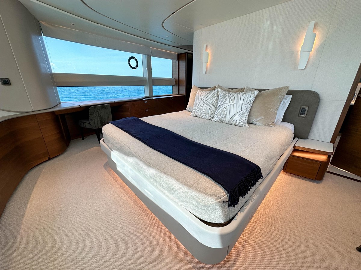 Princess Yachts Cruising Yacht HANG LOOSE For Sale