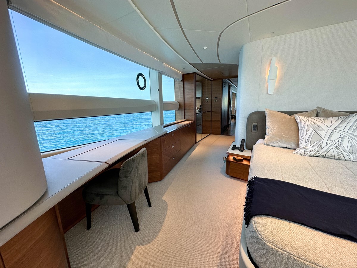 Princess Yachts Cruising Yacht HANG LOOSE For Sale