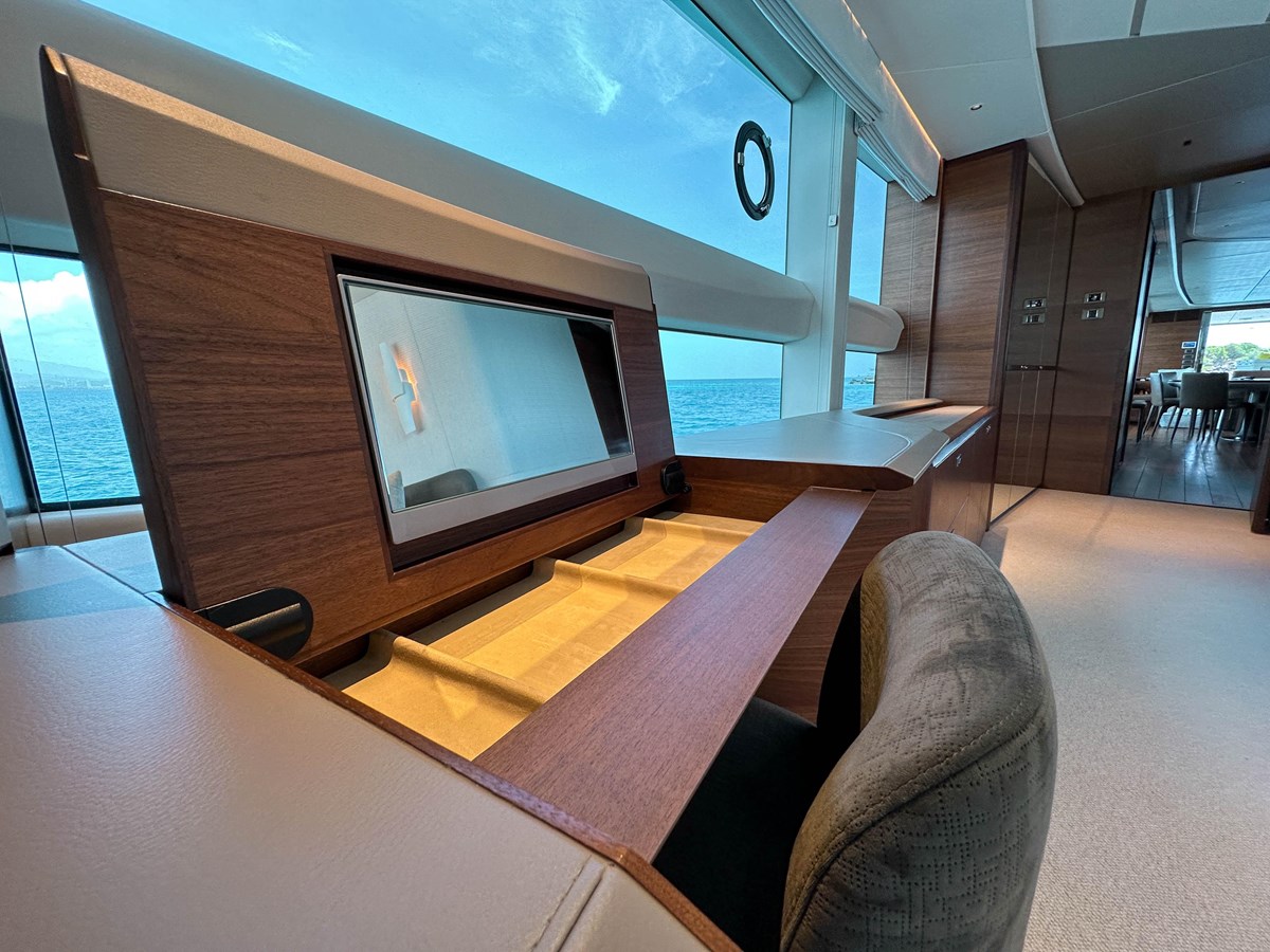 Princess Yachts Cruising Yacht HANG LOOSE For Sale