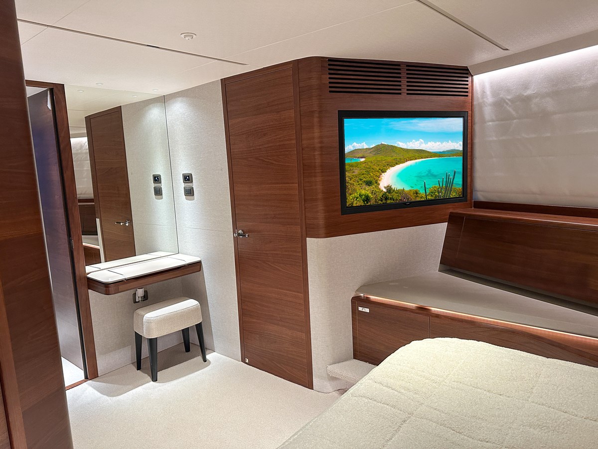 Princess Yachts Cruising Yacht HANG LOOSE For Sale