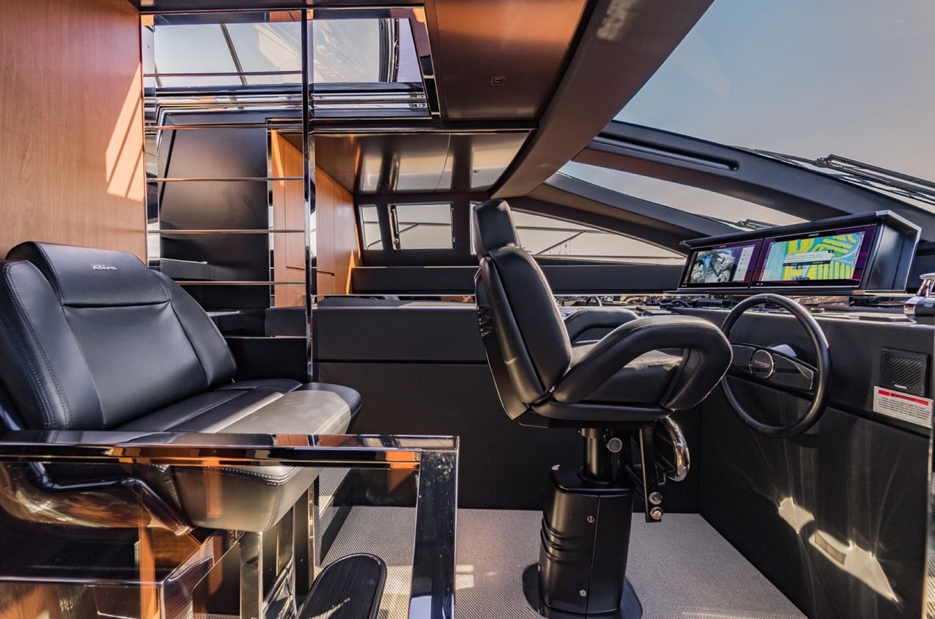 Riva Yacht Motor Yacht BEYOND BEYOND For Sale