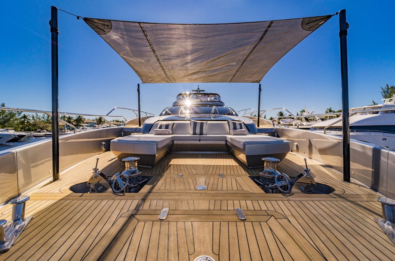 Riva Yacht Motor Yacht BEYOND BEYOND For Sale
